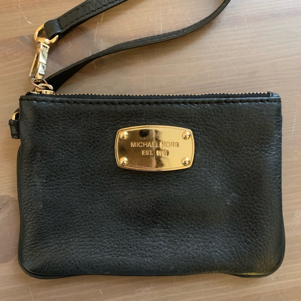Small Michael Kors Wristlet